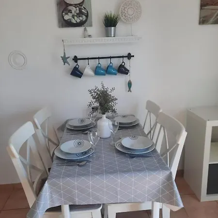 Niccole Apartament Pinezići