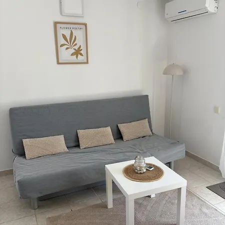 Terrace 50 *